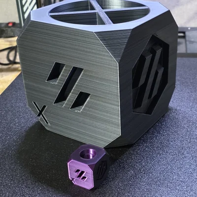 Hộp đựng bút để bàn phong cách Voron Design Cube cực chất