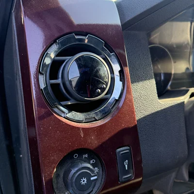 Đế gắn đồng hồ đo (Gauge Pod) cho cửa gió điều hòa xe hơi
