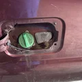 Nắp che lỗ bình DEF cho xe bán tải (Super Duty DEF Cover) - Thumbnail 1