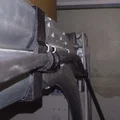 Giá treo dây sạc xe điện Wallbox cho cửa gara Hörmann - Thumbnail 2