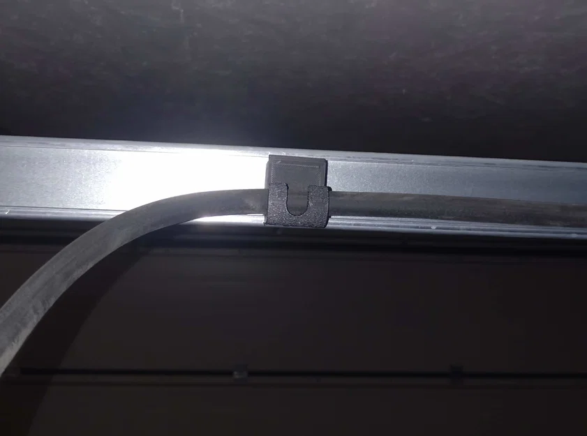 Giá treo dây sạc xe điện Wallbox cho cửa gara Hörmann - Image 3