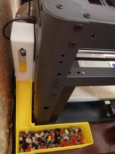 Nắp đậy máng thải phế liệu cho FlashForge AD5X - Image 1