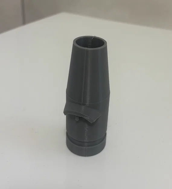 Đầu chuyển đổi Dyson để vệ sinh và hút sạch túi đựng bụi - Image 4