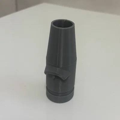 Đầu chuyển đổi Dyson để vệ sinh và hút sạch túi đựng bụi