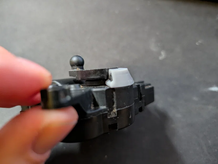 Chi tiết sửa chữa cam cho mô-tơ Delphi 52411483R04 trên xe VW T5 - Image 2