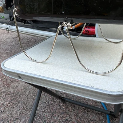Chân đế giữ cố định cho bếp nướng Weber Go-Anywhere Gas