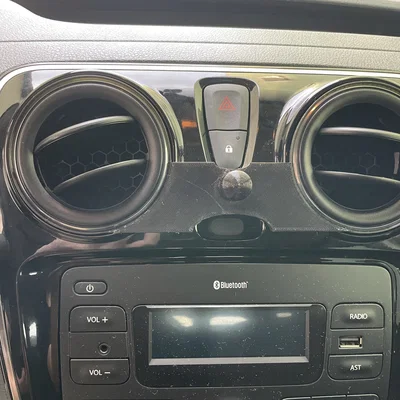 Giá đỡ điện thoại gắn cửa gió điều hòa cho xe Dacia Dokker