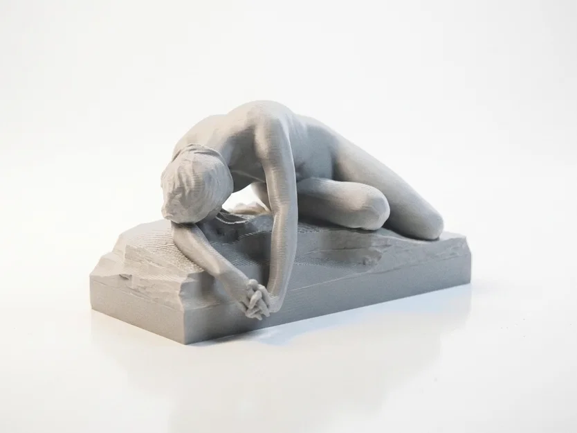 Tượng Điêu Khắc Cổ Điển 'In Sorrow' - Mẫu In 3D Đầy Cảm Xúc - Image 3