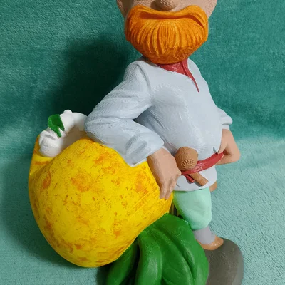 Mô hình 3D Ông lão và củ cải - Trang trí sân vườn độc đáo