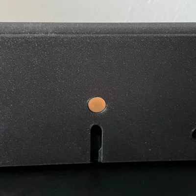 Đế dựng Steam Controller in 3D với khe cắm nam châm chắc chắn