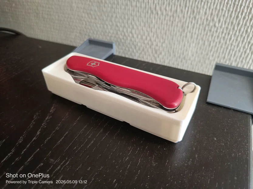 Khay trưng bày Gridfinity cho Victorinox Locksmith (loại 122mm một tay) - Image 2