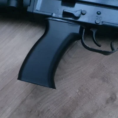 Báng cầm tay mở rộng (pistol grip) tùy chỉnh cho VZ58