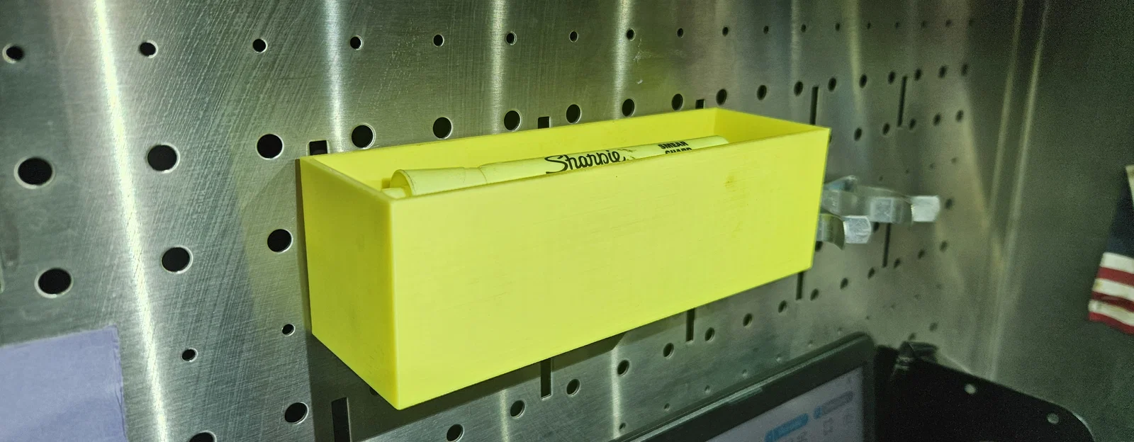 Khay treo bút và dụng cụ Snap-on Hutch (Hộp treo tủ đồ nghề) - Image 2