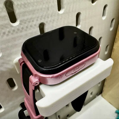 Giá treo IKEA SKÅDIS cho đồng hồ CARNEO GuardKid+ 4G ULTRA