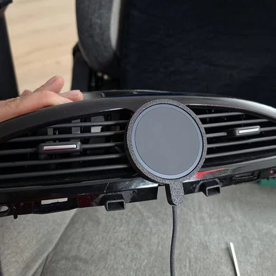 Giá đỡ MagFit / MagSafe cho xe Renault Laguna II