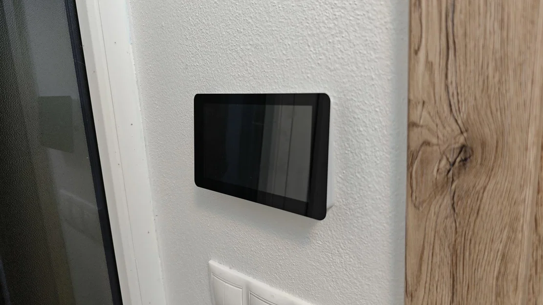 Giá gắn tường nghiêng 30 độ cho màn hình Waveshare 7 inch ESP32 - Image 2