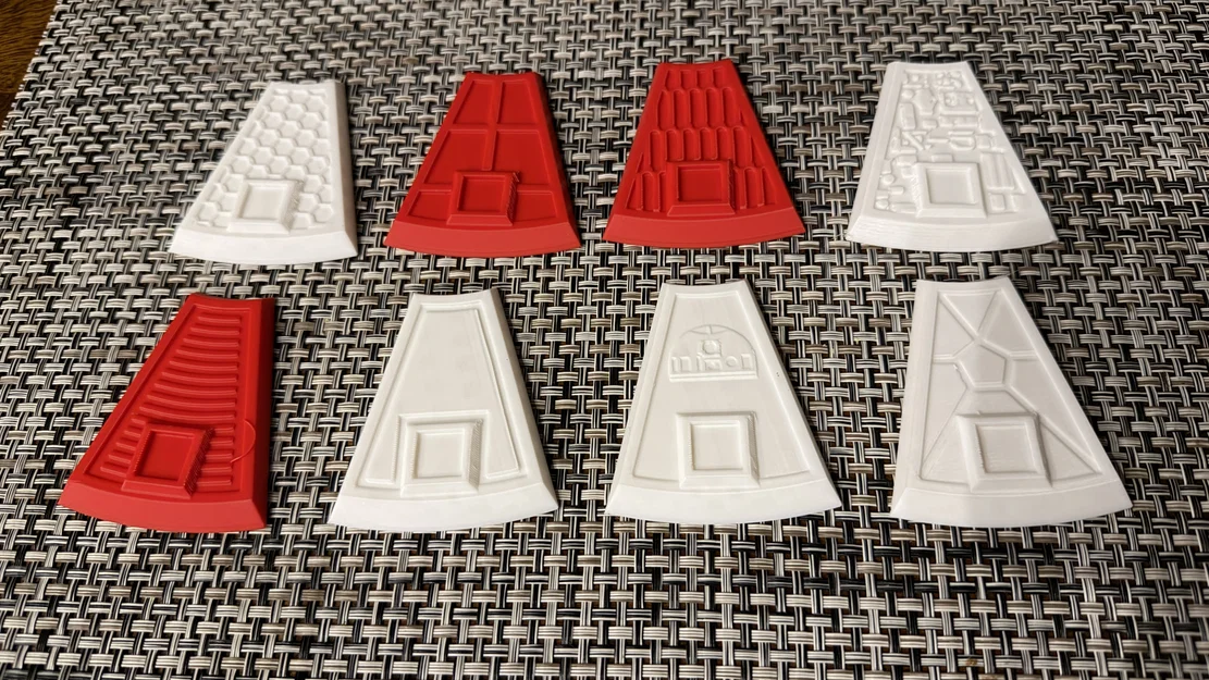 Bộ pie panel và ngàm gắn nâng cao cho R5-D4 - Image 2
