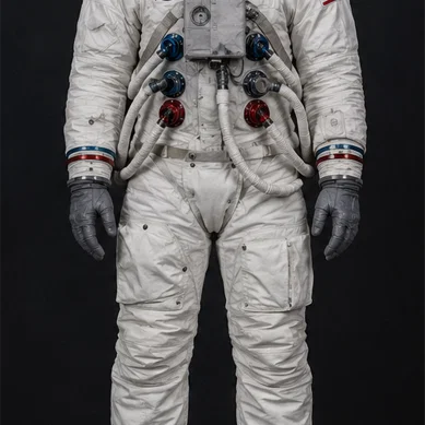 Phi hành gia Apollo 11 hạ cánh Mặt Trăng
