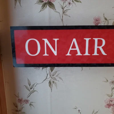 Hộp đèn “ON AIR” (Light Box) – Không cần AMS