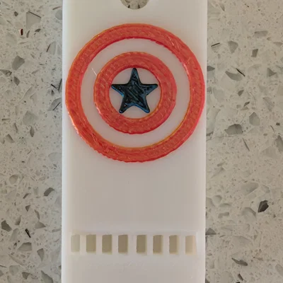 Còi báo động Safety Whistle họa tiết khiên Captain America