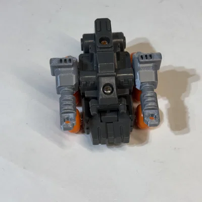 Tay thay thế cho G1 Transformers Fasttrack