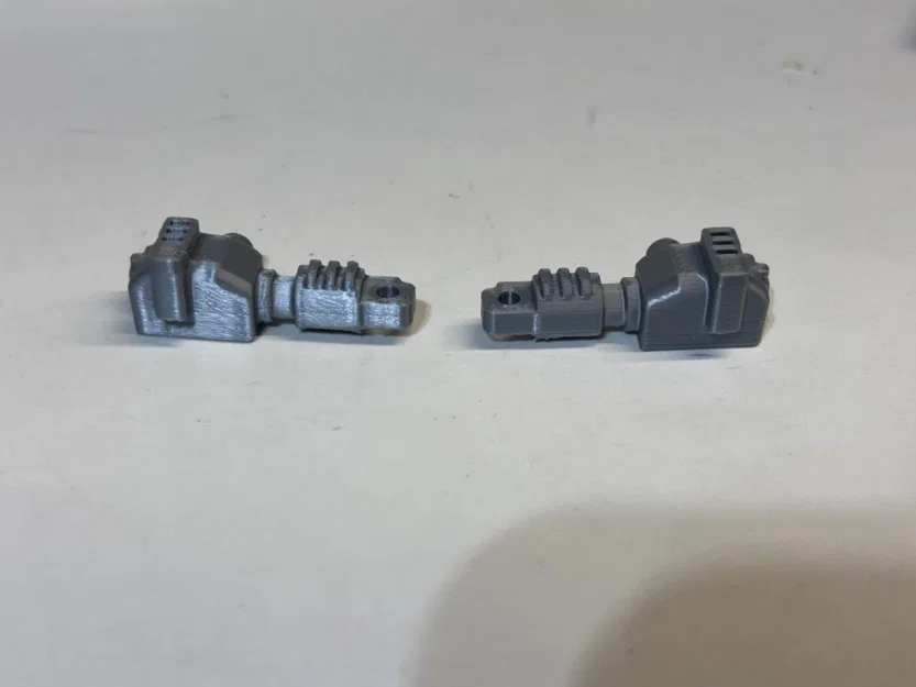 Tay thay thế cho G1 Transformers Fasttrack - Image 3