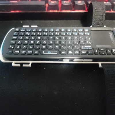 Giá đỡ bàn phím đeo cổ tay (Wrist Keyboard Mount)