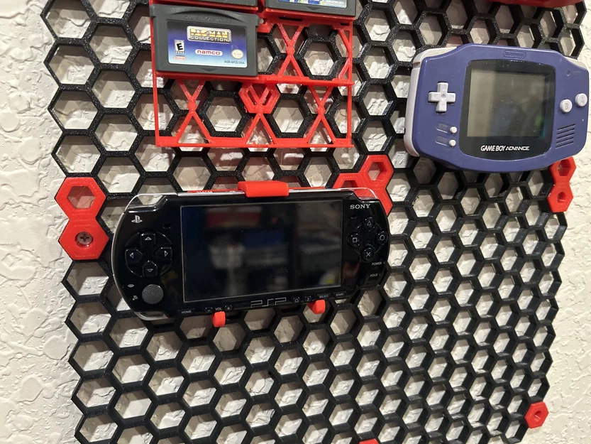 Giá treo máy PSP 2000 lên bảng treo tường HCSW tiện lợi - Image 1