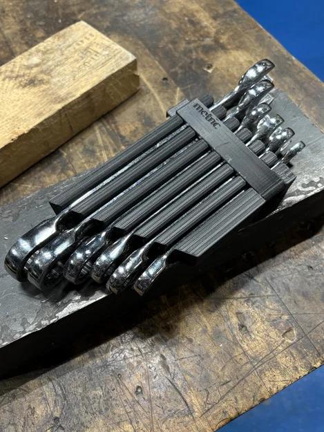 Kẹp giữ cờ lê bánh cóc Gear Wrench để mang đi - Image 1