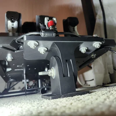 Giá đỡ pedal Playseat Evolution - Thêm lỗ bắt bulông