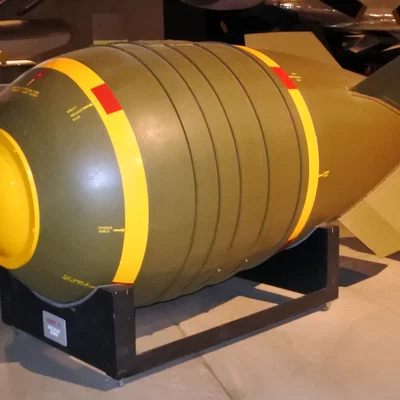 Bom hạt nhân Mark 6 (Mark 6 Nuclear bomb)