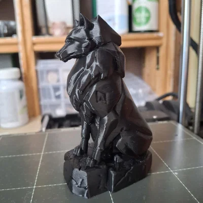 Mô hình tượng sói đá phong cách đa giác độc đáo để in 3D