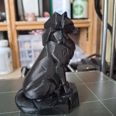 Mô hình tượng sói đá phong cách đa giác độc đáo để in 3D
