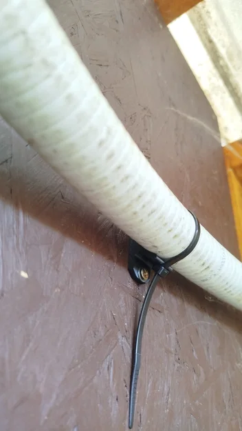 Giá treo ống nước gắn tường tiện lợi (Pipe Holder 30mm-35mm) - Image 8