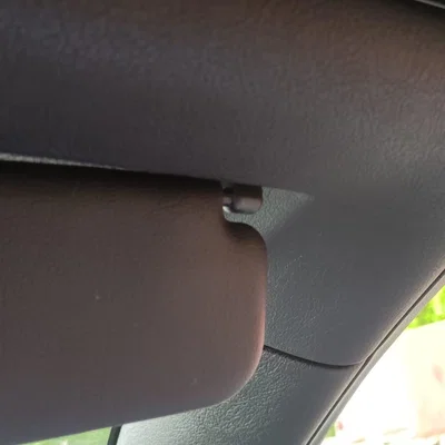 Trục tấm che nắng Alfa Spider (Alfa spider sun visor axle)