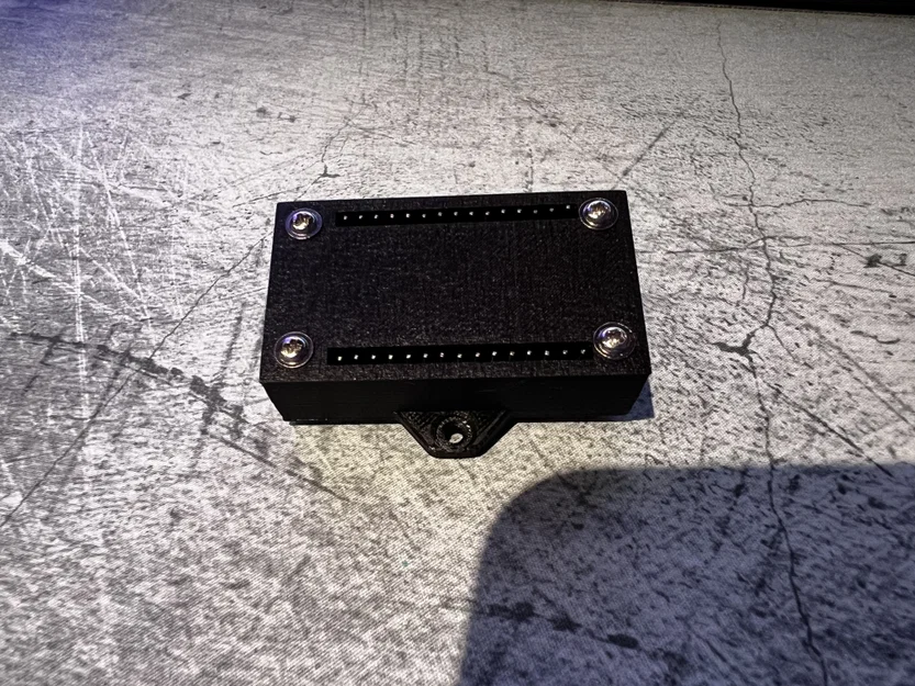 Vỏ hộp bảo vệ treo tường cho ESP32 CH340C (USB-C Case) - Image 1