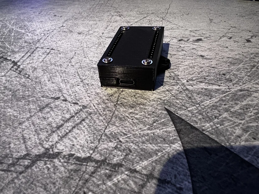 Vỏ hộp bảo vệ treo tường cho ESP32 CH340C (USB-C Case) - Image 2