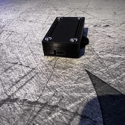 Vỏ hộp bảo vệ treo tường cho ESP32 CH340C (USB-C Case)