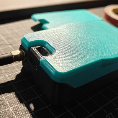 Case Seeed Wio Tracker L1 E-ink 4000mAh + Magnetic Safe