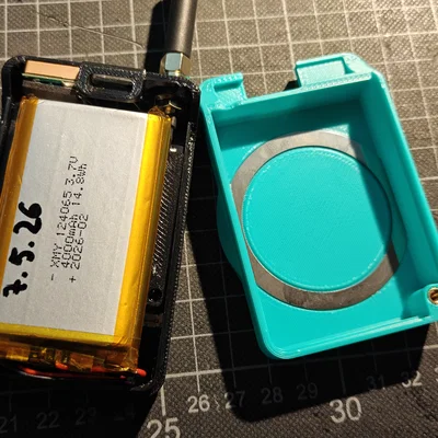 Case Seeed Wio Tracker L1 E-ink 4000mAh + Magnetic Safe