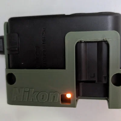 Giá treo tường 3D cho bộ sạc pin máy ảnh Nikon MH-25a