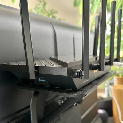 Kệ gắn VESA (VESA Mount Shelf)