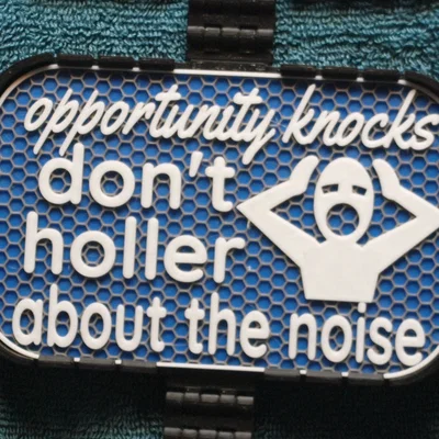 Bảng “Opportunity Knocks” (100x160mm)