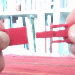 Khóa bấm nhả nhanh (Easy release snap fastener / buckle)