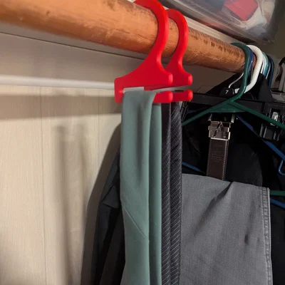 Móc Treo Cà Vạt Thông Minh (Tie Hanger) - Giải Pháp Cho Tủ Đồ Gọn Gàng