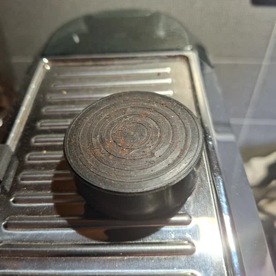 Dụng cụ nén cà phê (Tamper) cho máy DeLonghi Dedica EC685