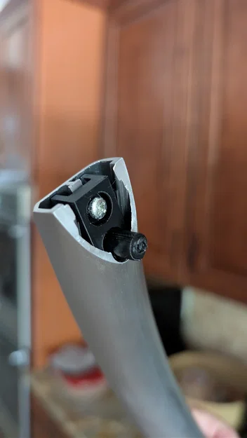 Ngàm gắn tay cầm lò vi sóng Samsung ME19R7041FS - File in 3D - Image 1