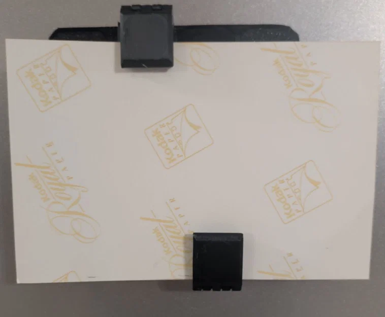 Kẹp giấy nam châm thông minh cho bảng lưới Grid (Magnetic Paperclip) - Image 2
