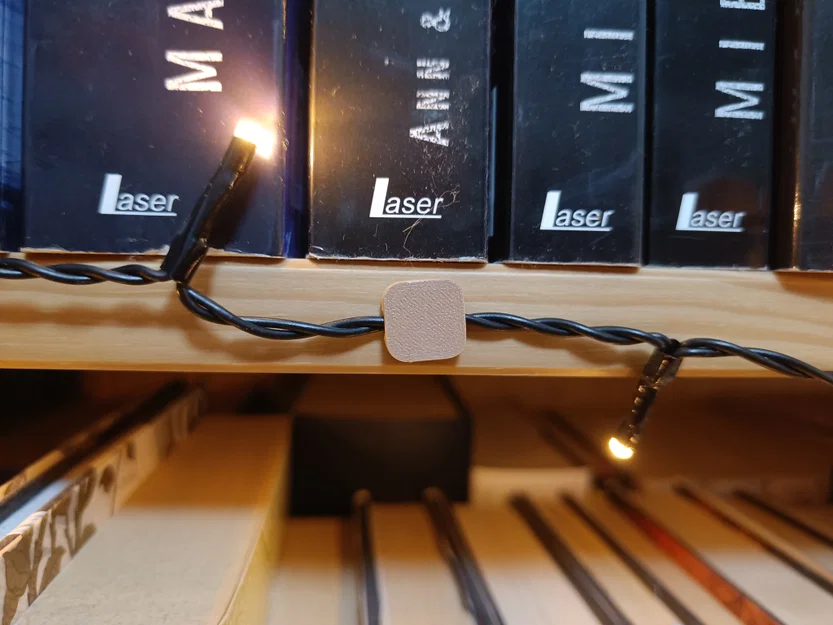 Kẹp giữ dây LED dạng dây đèn (LED chain holder) - Image 3