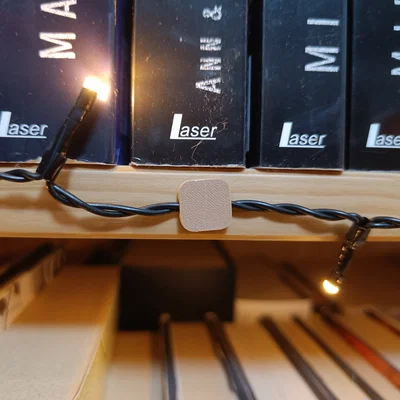 Kẹp giữ dây LED dạng dây đèn (LED chain holder)